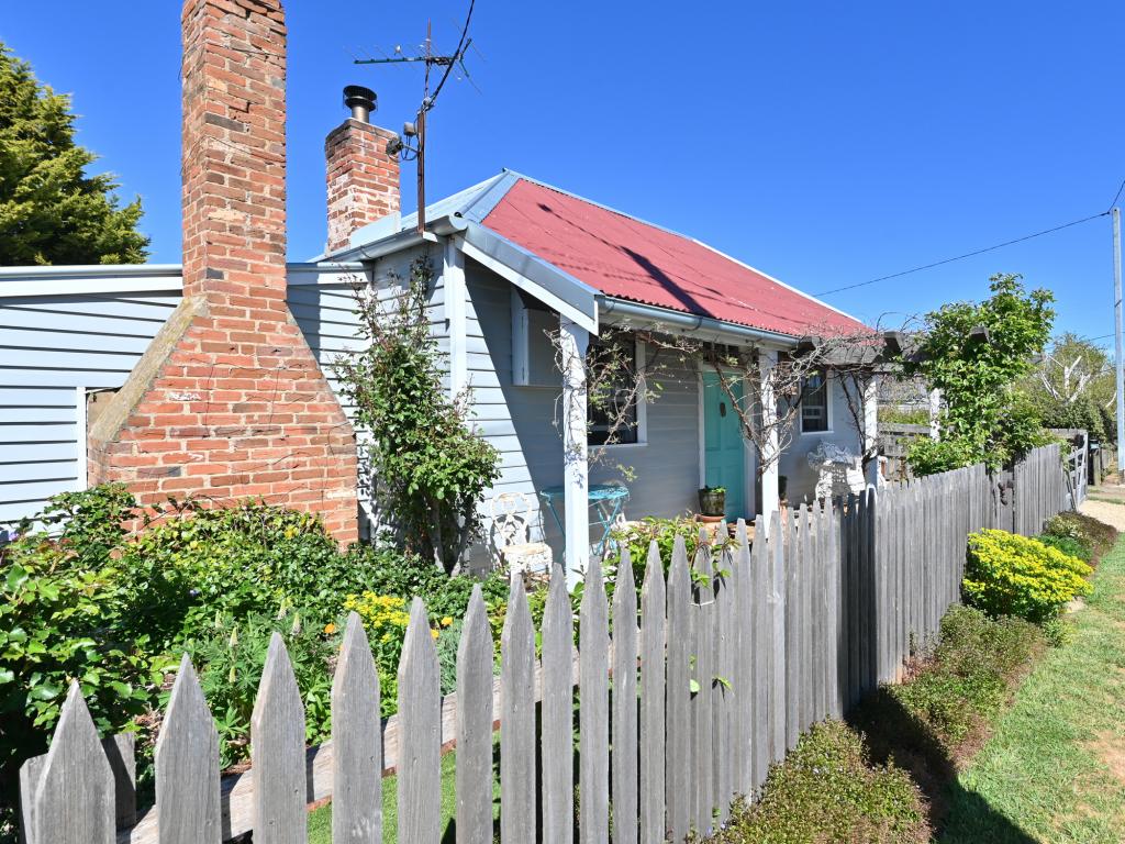 16 Elizabeth St, Bothwell, TAS 7030