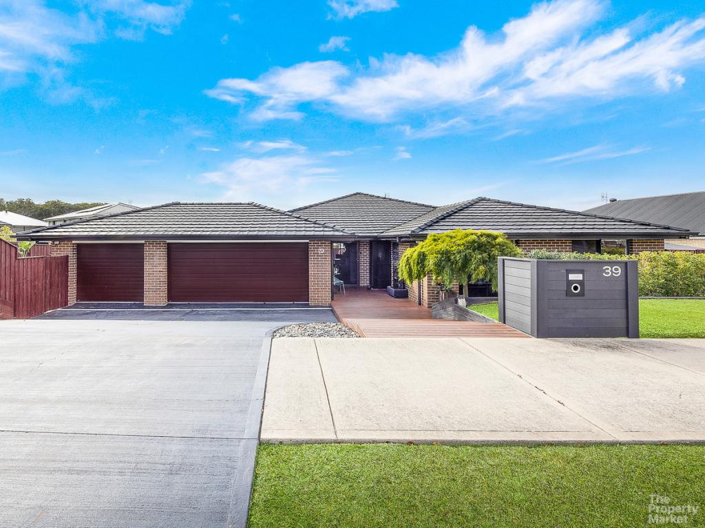 39 Fairwater Dr, Gwandalan, NSW 2259