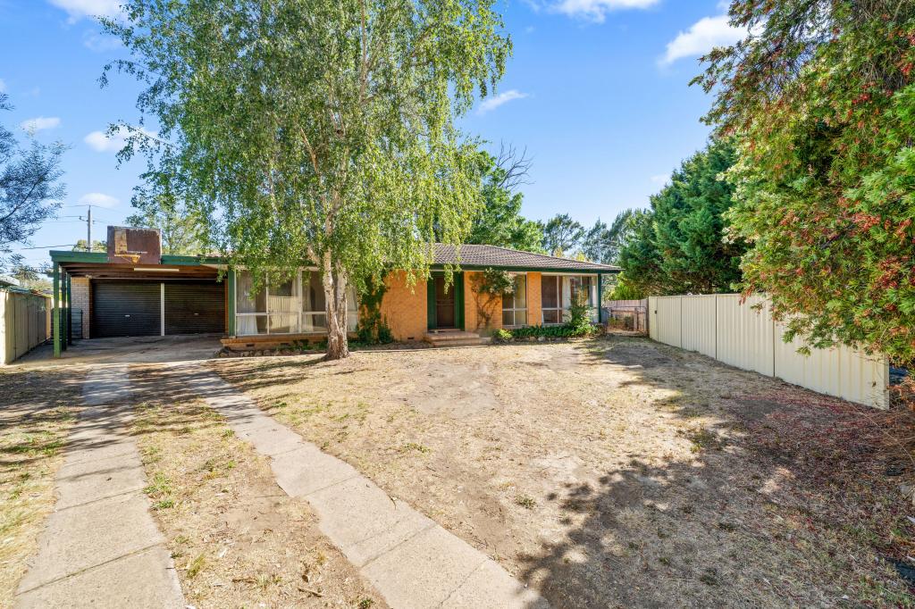 11 East Pl, Kambah, ACT 2902