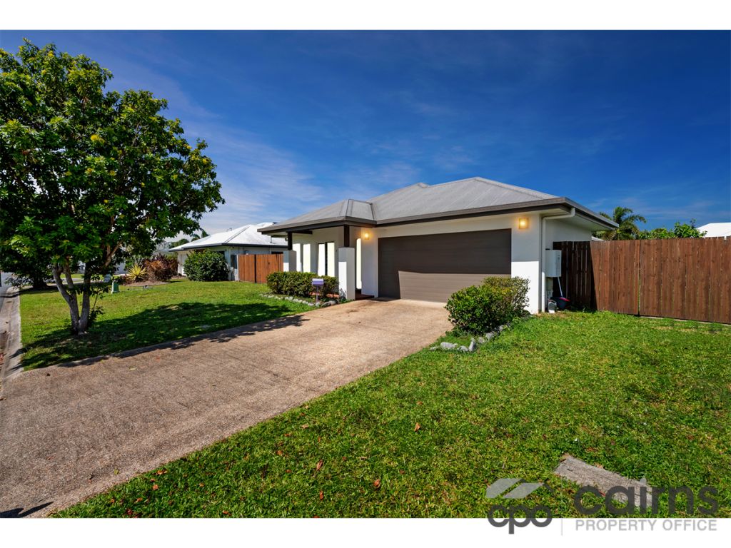 4 Chandos Brce, Smithfield, QLD 4878