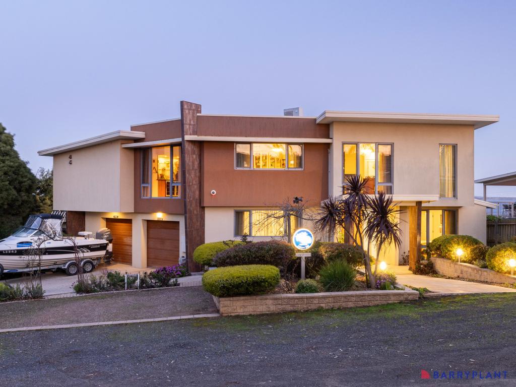 8 Hilltop Cres, Rhyll, VIC 3923