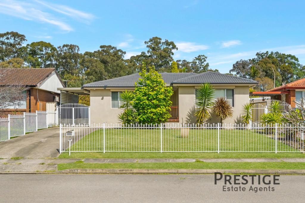 17 Pilliga Cres, Bossley Park, NSW 2176