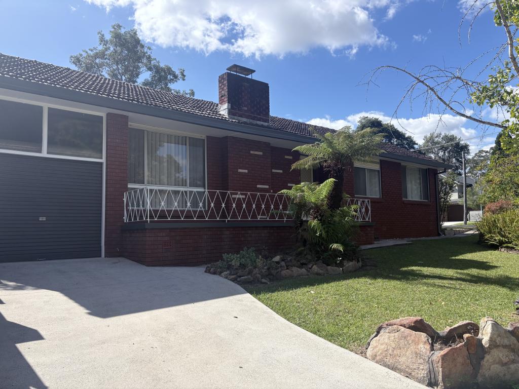 11 Lennox St, Glenbrook, NSW 2773