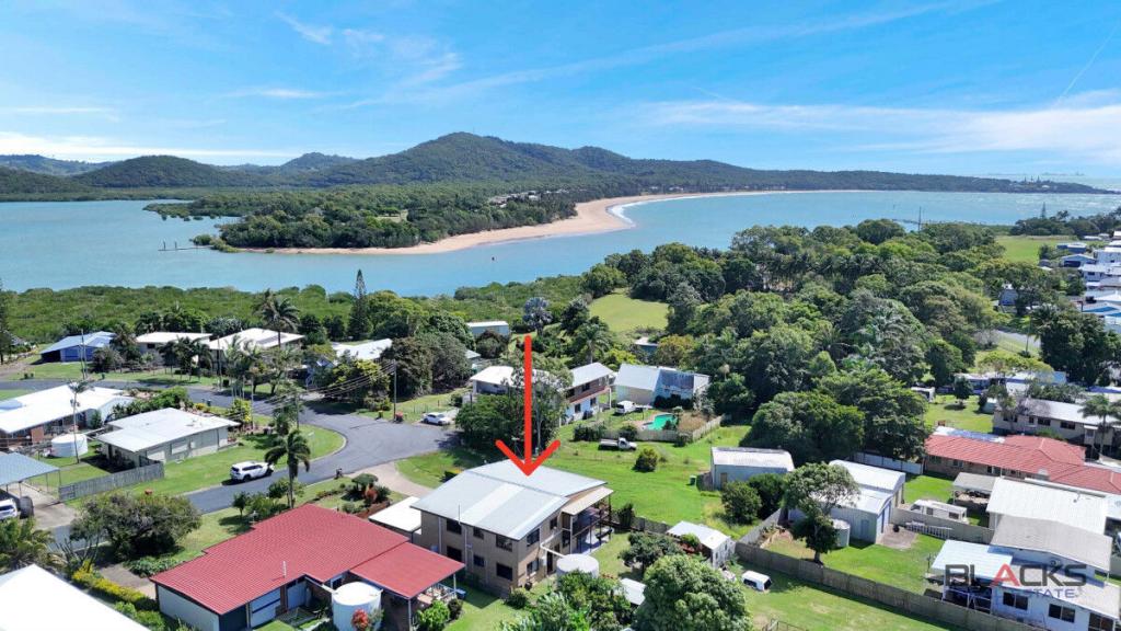 35 Hackett Ct, Campwin Beach, QLD 4737