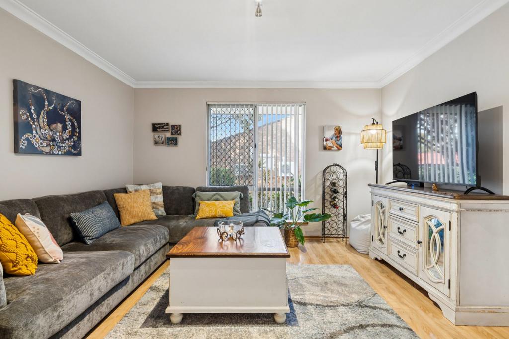 7/4 Lee Pl, Noranda, WA 6062