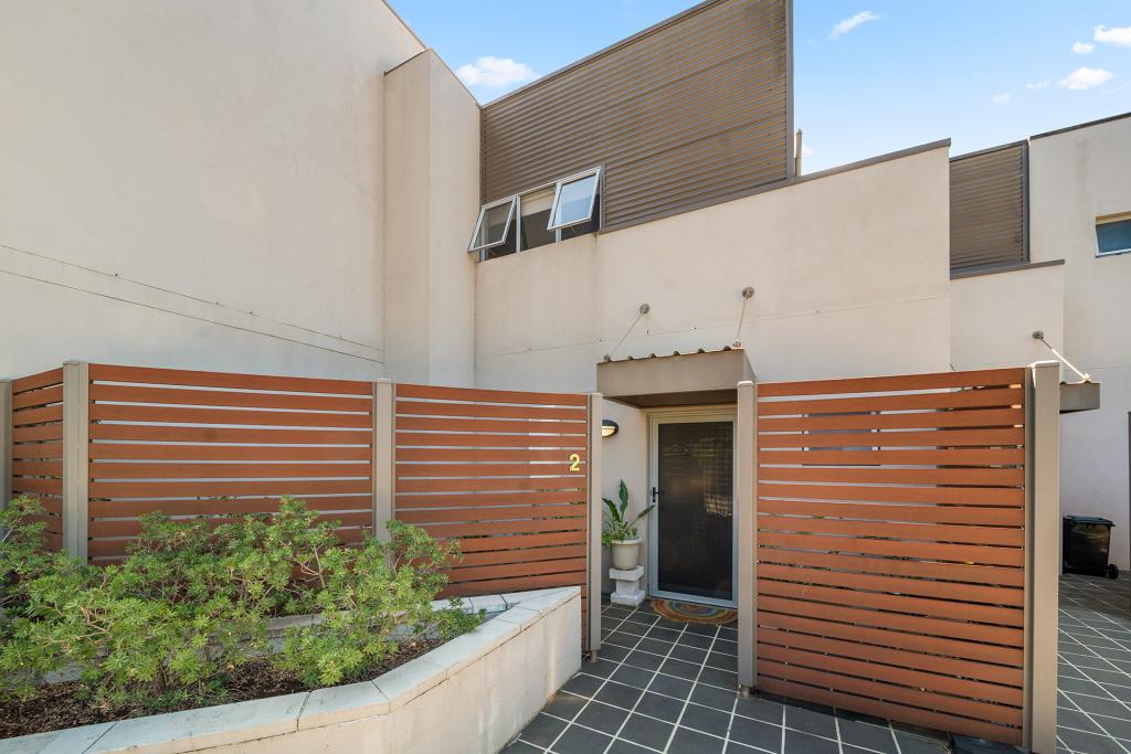 2/10 Tasman Pl, Lyons, ACT 2606