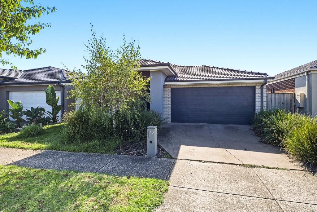 15 Affleck St, Cranbourne East, VIC 3977