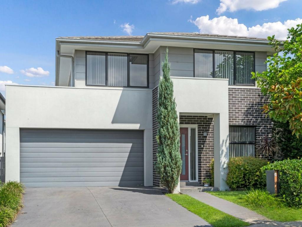 4 Bartholomew Cct, Moorebank, NSW 2170
