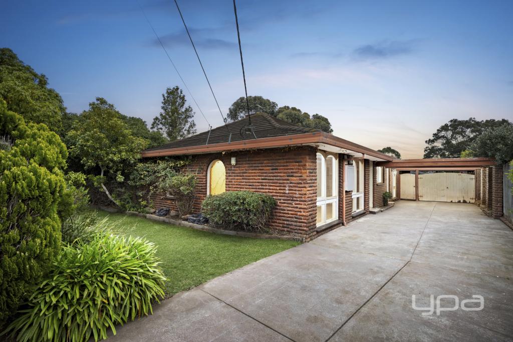 10 CYPRUS CT, WYNDHAM VALE, VIC 3024