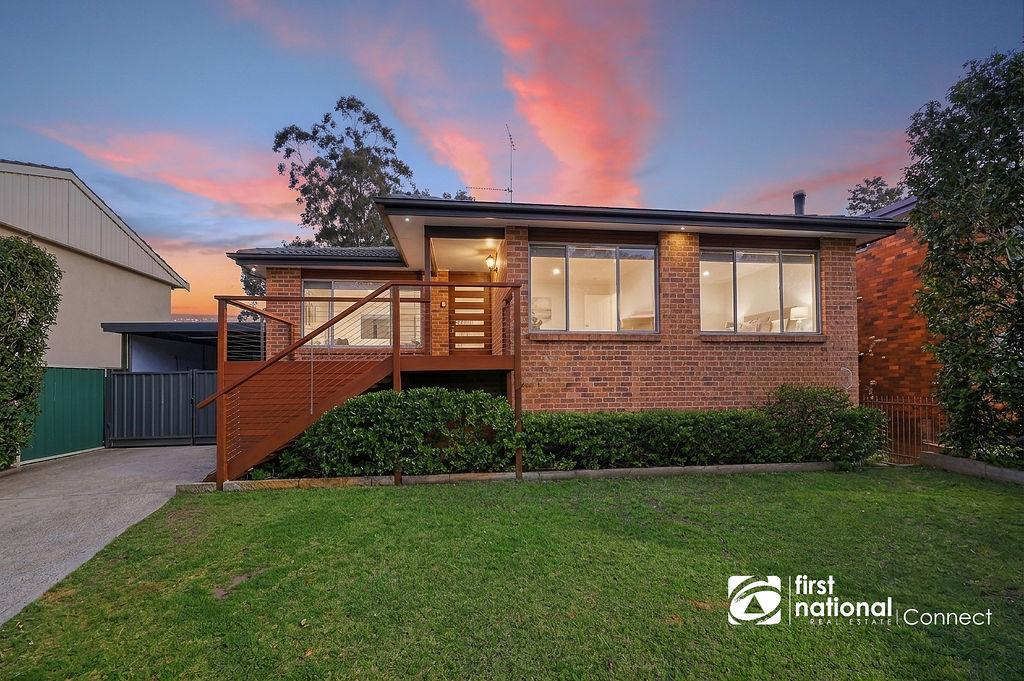 18 Smallwood Rd, Mcgraths Hill, NSW 2756