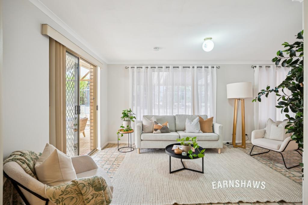 35 Tamarine Way, Swan View, WA 6056