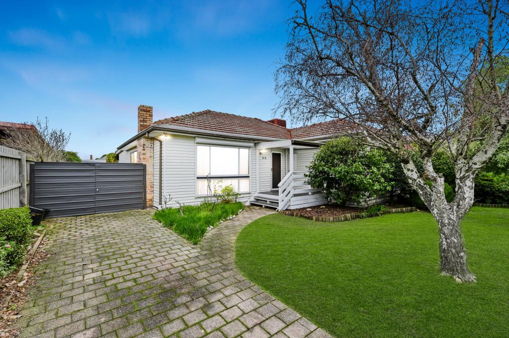 5 Laura St, Clayton South, VIC 3169