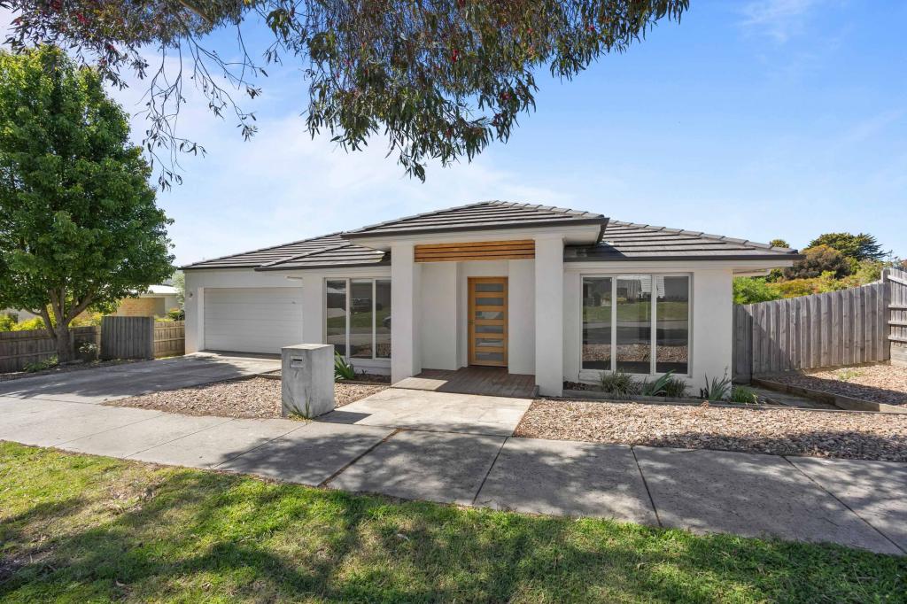 7 STOCKADE ST, BALLARAT EAST, VIC 3350