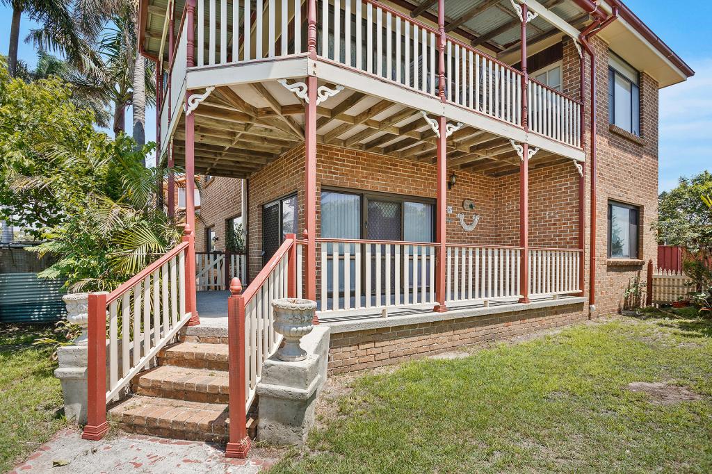 4/37 REDDALL PDE, LAKE ILLAWARRA, NSW 2528