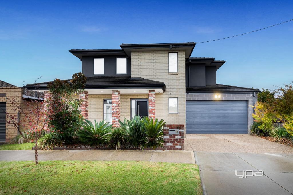 8 Manor St, Werribee, VIC 3030
