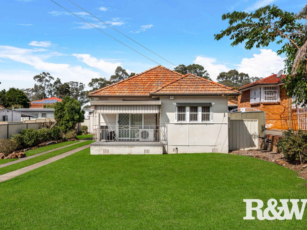 22 Elsinore St, Merrylands, NSW 2160