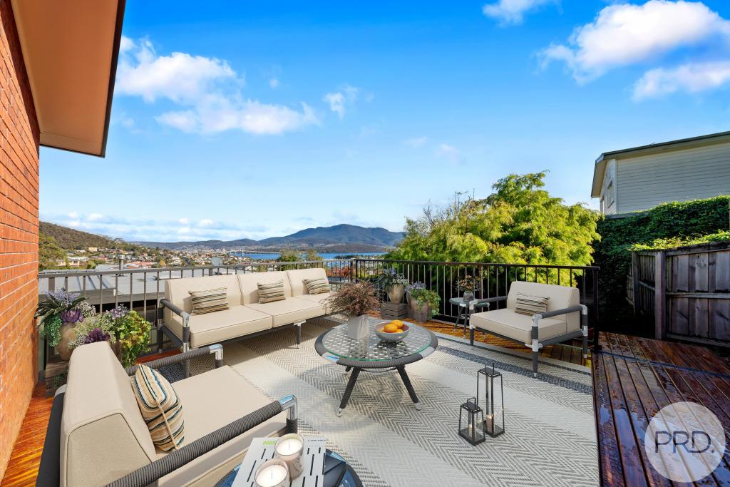 35 Begonia St, Lindisfarne, TAS 7015