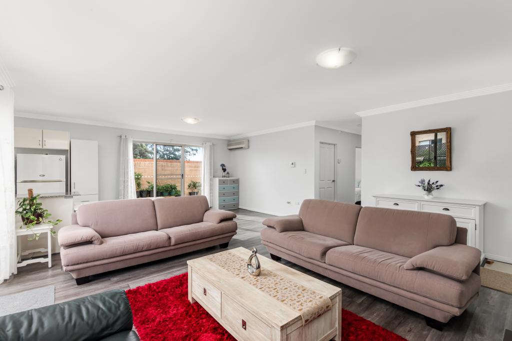 15/2 Conie Ave, Baulkham Hills, NSW 2153