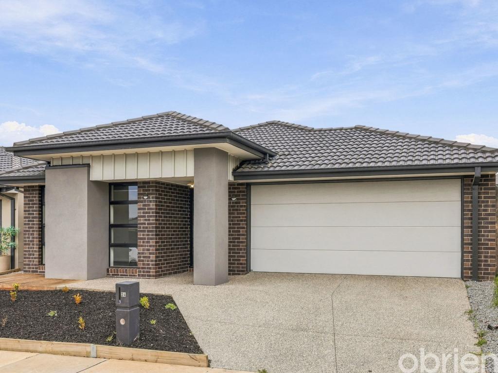 24 Goshawk Rd, Sunbury, VIC 3429