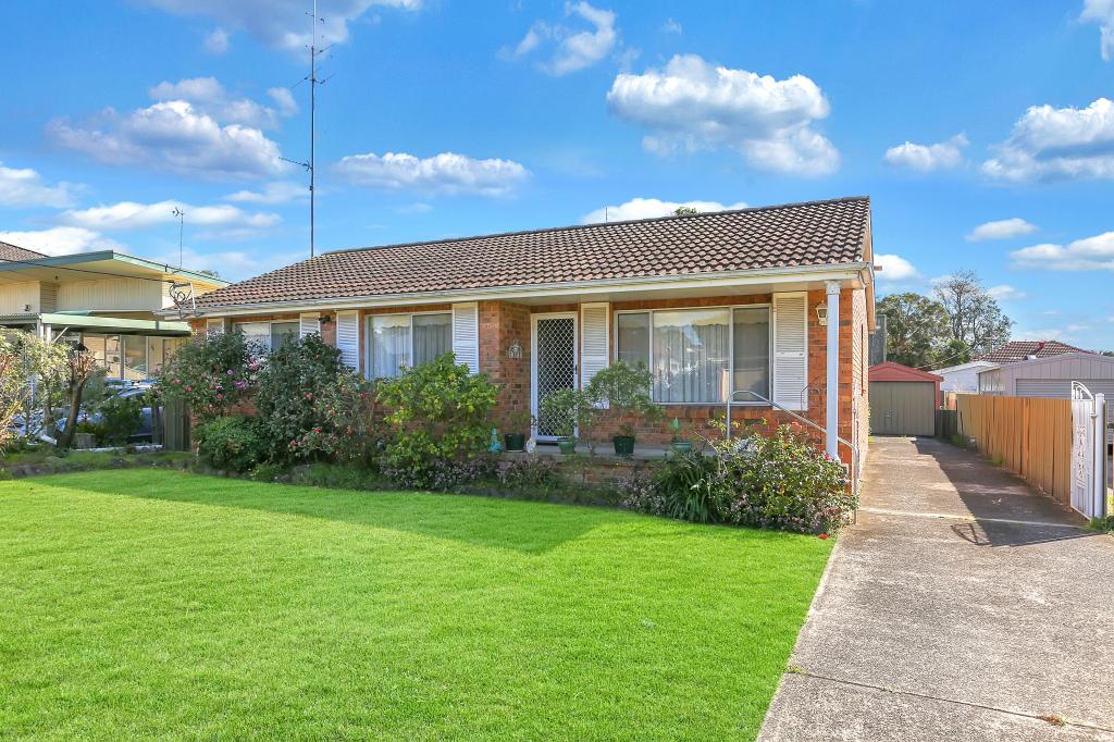 24 Kapooka Ave, Dapto, NSW 2530