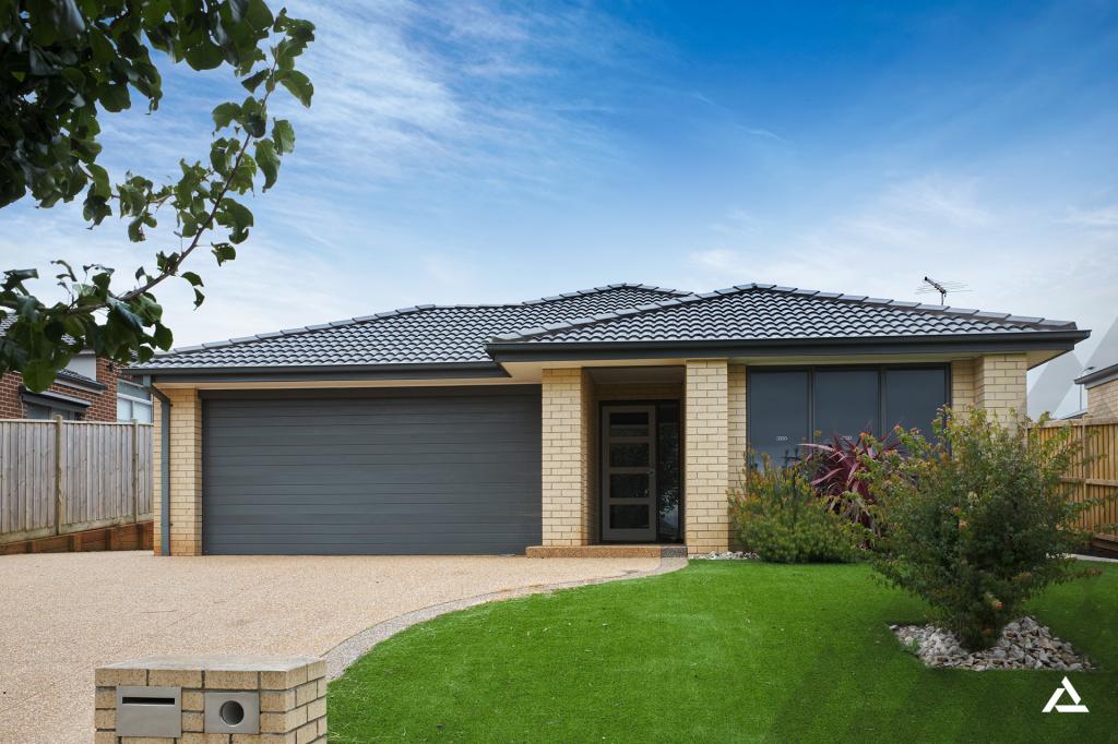 12 Alf Ct, Drouin, VIC 3818