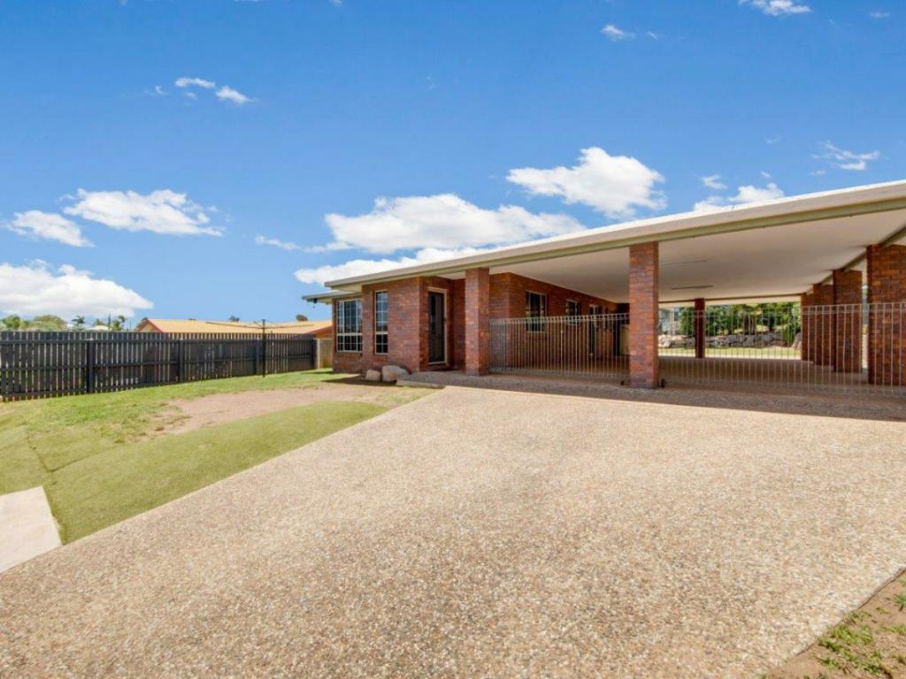 14 Wedge St, Tannum Sands, QLD 4680