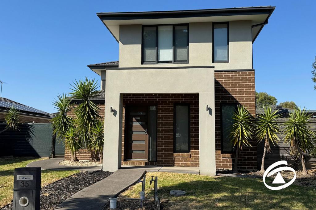 35 Bridge Rd, Officer, VIC 3809