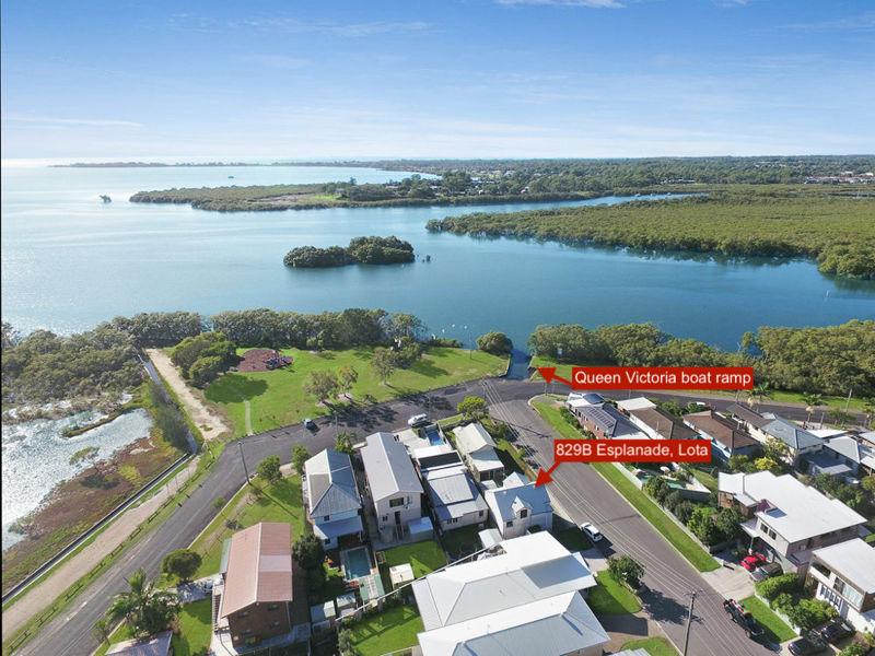 829b Esplanade, Lota, QLD 4179
