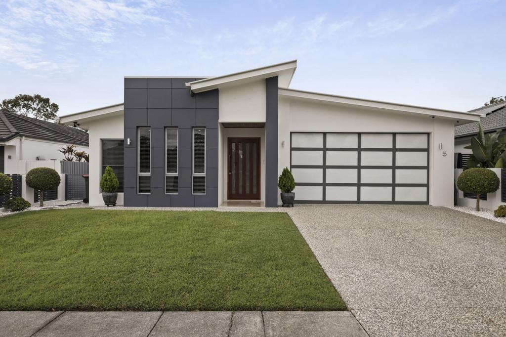 5 Harrogate Pl, Gumdale, QLD 4154
