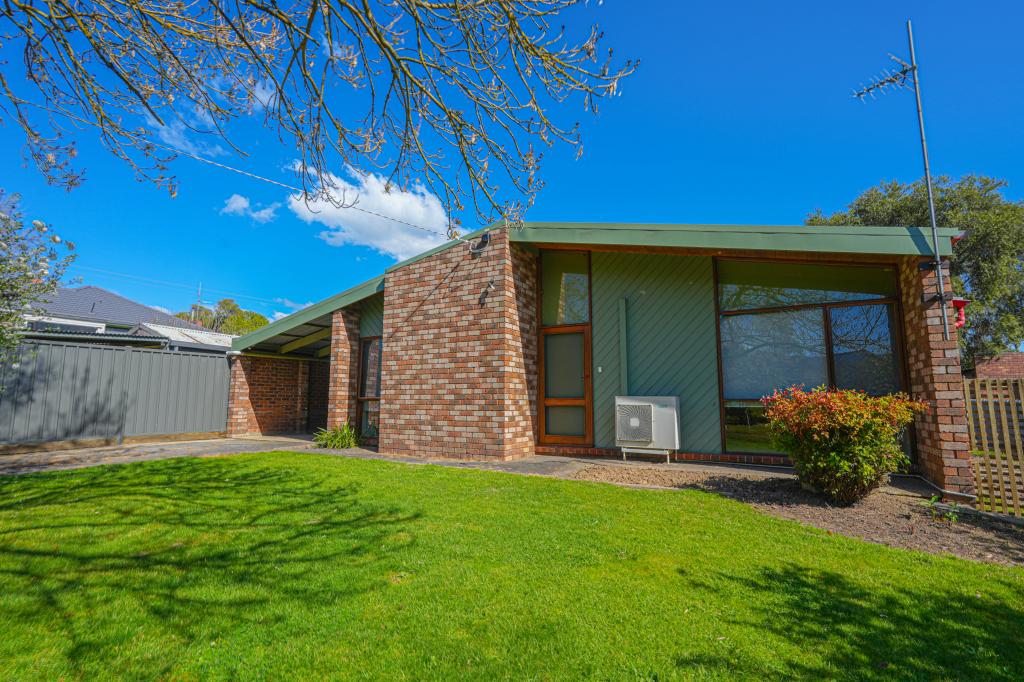 1 Conifer St, Myrtleford, VIC 3737