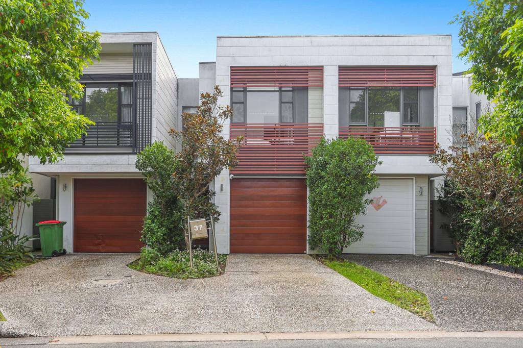 37 Fairlight Ave, Robina, QLD 4226