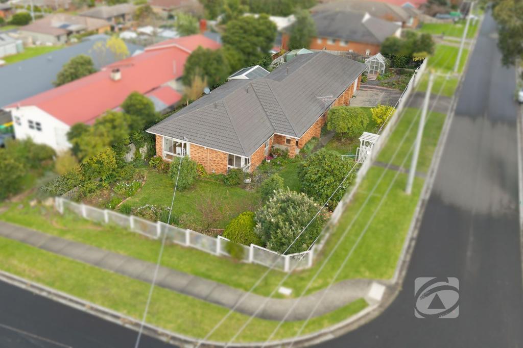 29 Campbell St, Garfield, VIC 3814