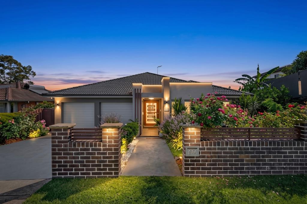 174 Girraween Rd, Girraween, NSW 2145