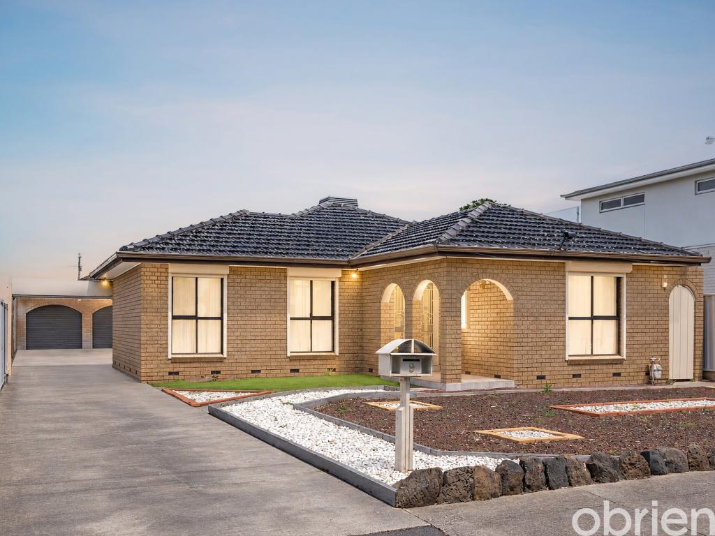 9 Murray St, St Albans, VIC 3021