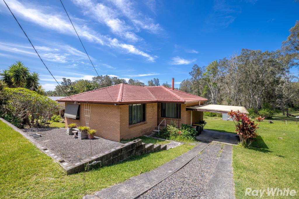 74 Seabreeze Pde, Green Point, NSW 2428