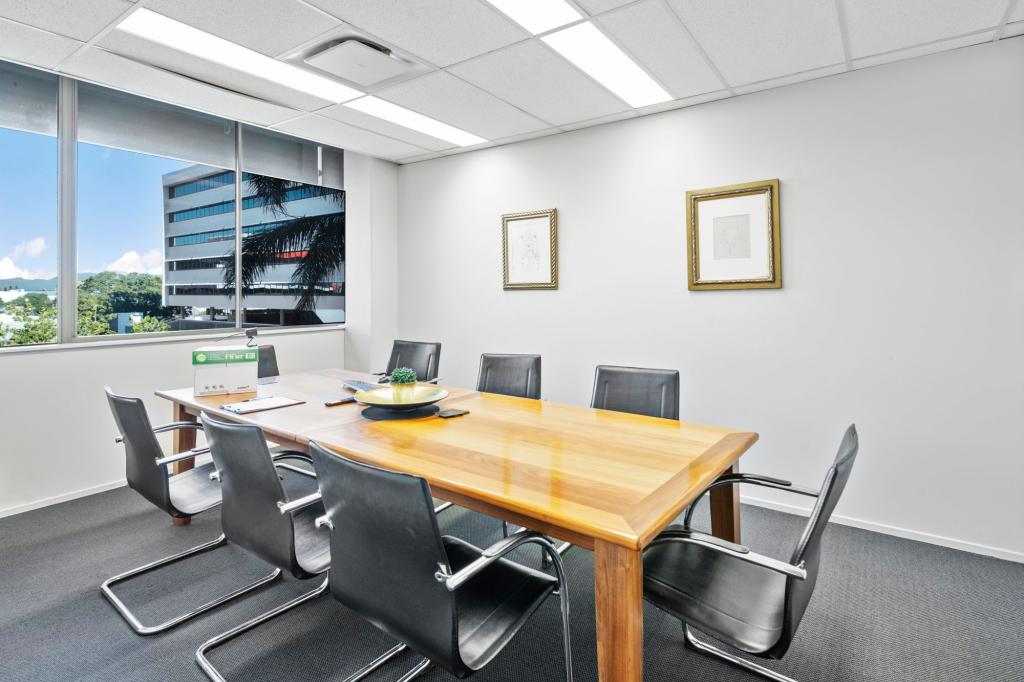 12/142 BUNDALL RD, BUNDALL, QLD 4217