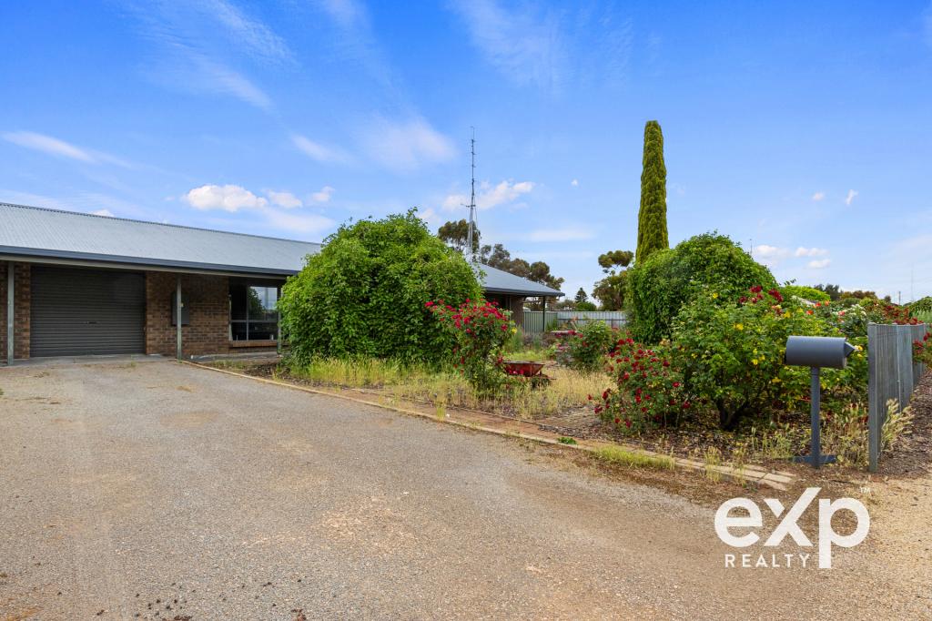 37-39 East Tce, Snowtown, SA 5520