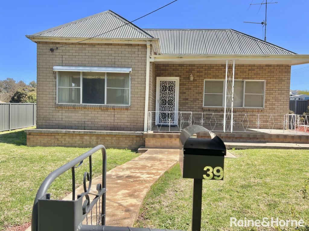 39 Weddin St, Grenfell, NSW 2810