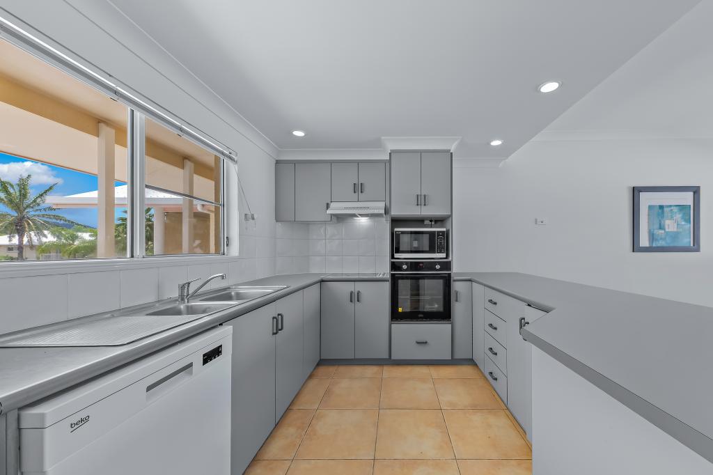 3/24 Pandanus Dr, Cannonvale, QLD 4802