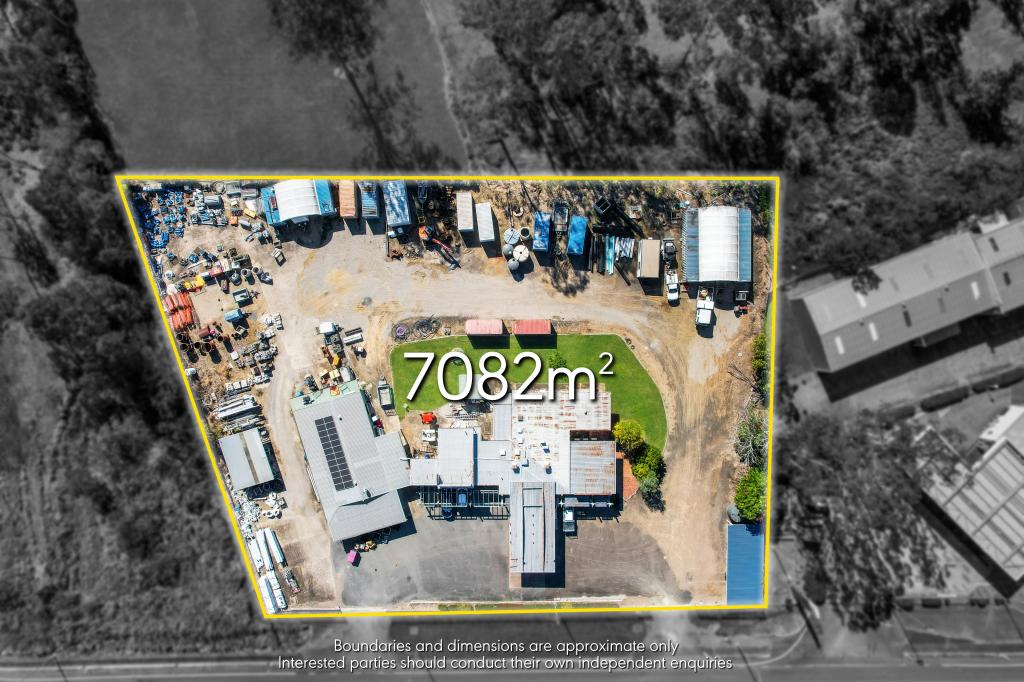 1525 WARREGO HWY, BLACKSOIL, QLD 4306