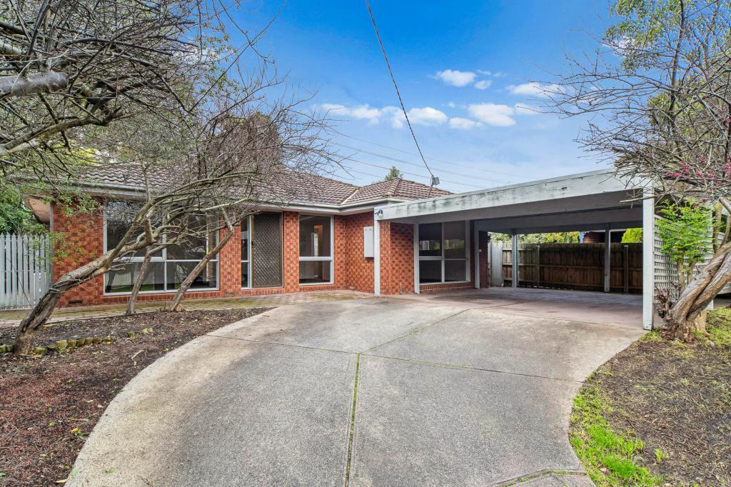 5 MACROSTY CT, FRANKSTON, VIC 3199