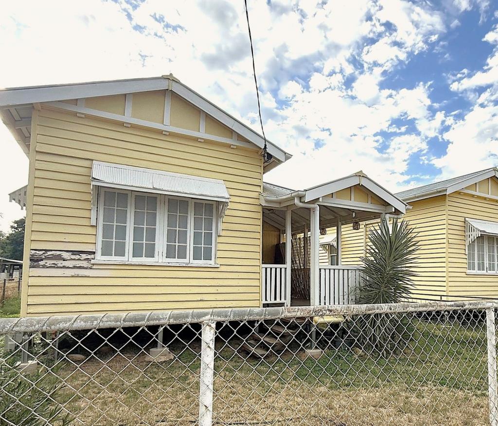 143B IBIS ST, LONGREACH, QLD 4730