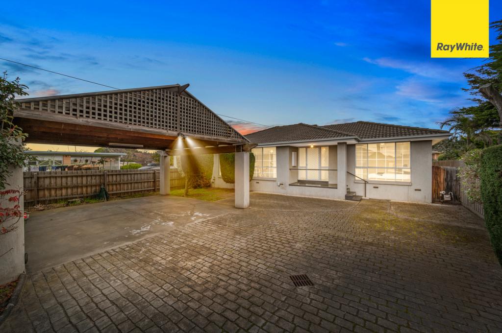 2/15 Arbor Tce, Avondale Heights, VIC 3034