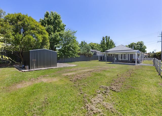 2 Hunter St, Mansfield, VIC 3722