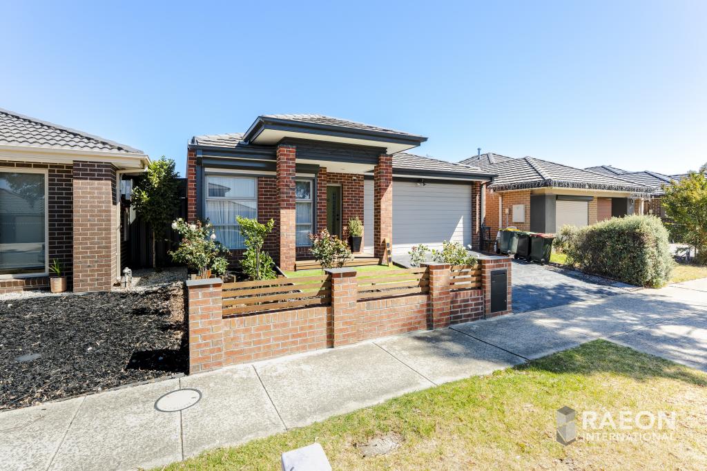 243 NEWBURY BVD, CRAIGIEBURN, VIC 3064