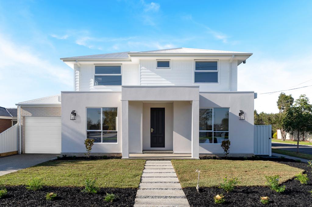 128 Carrick Dr, Gladstone Park, VIC 3043