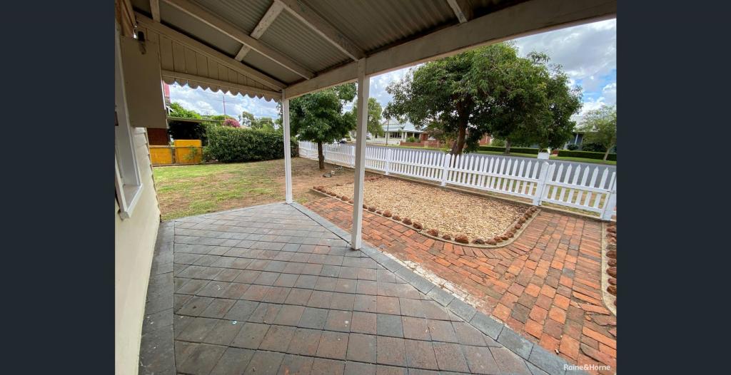 55 Church St, Parkes, NSW 2870