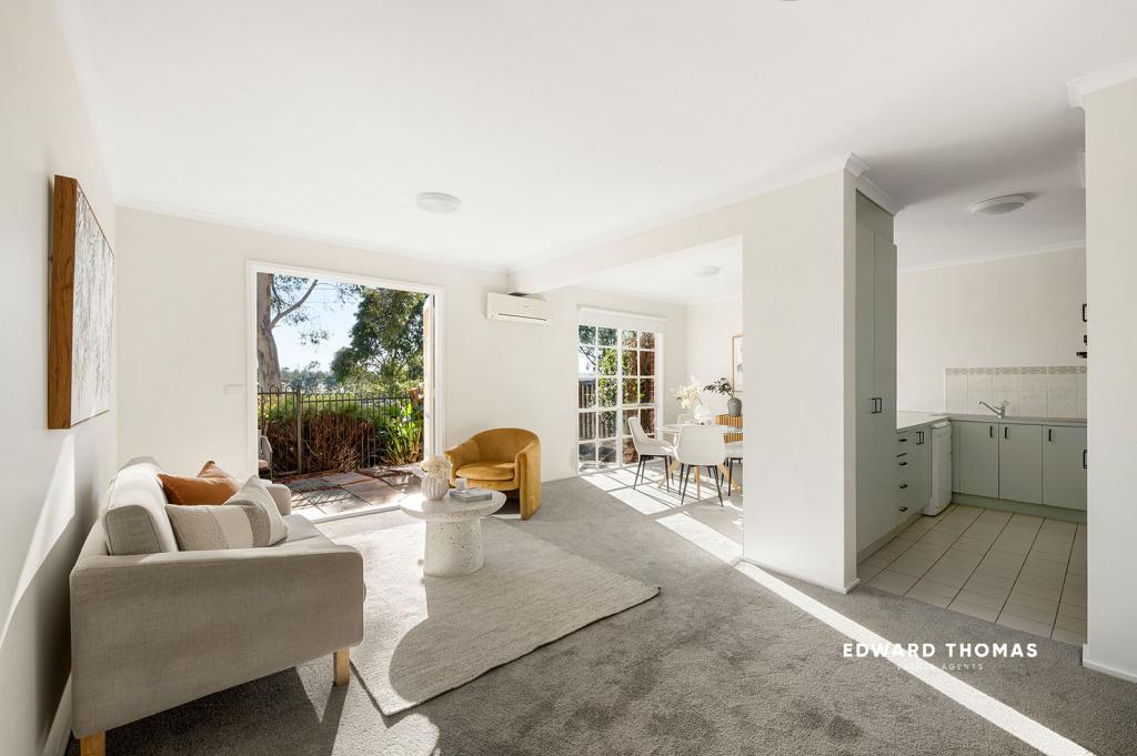 9/2 BALLARAT RD, FOOTSCRAY, VIC 3011
