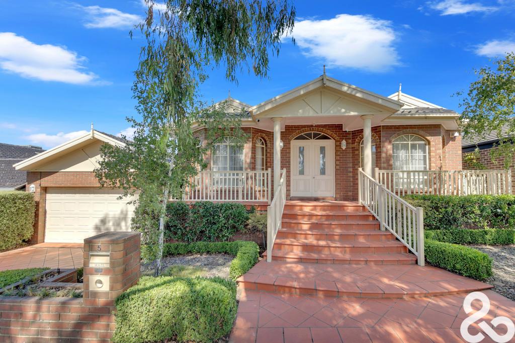 5 Mirbelia Cres, Mill Park, VIC 3082