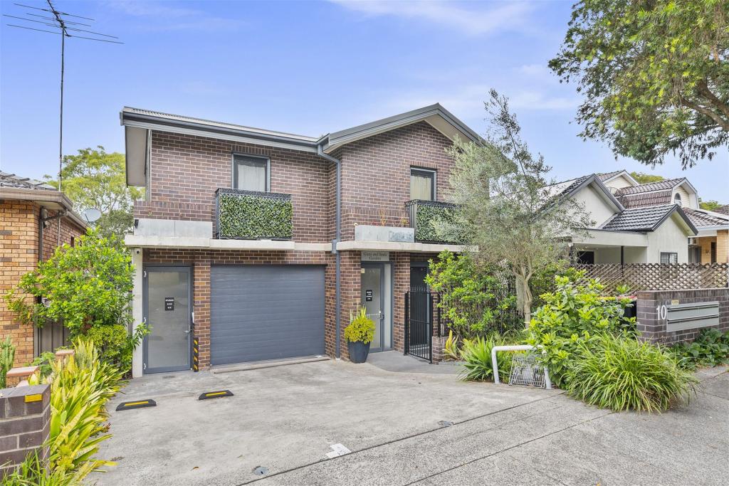 2/10 Sylvester Ave, Roselands, NSW 2196